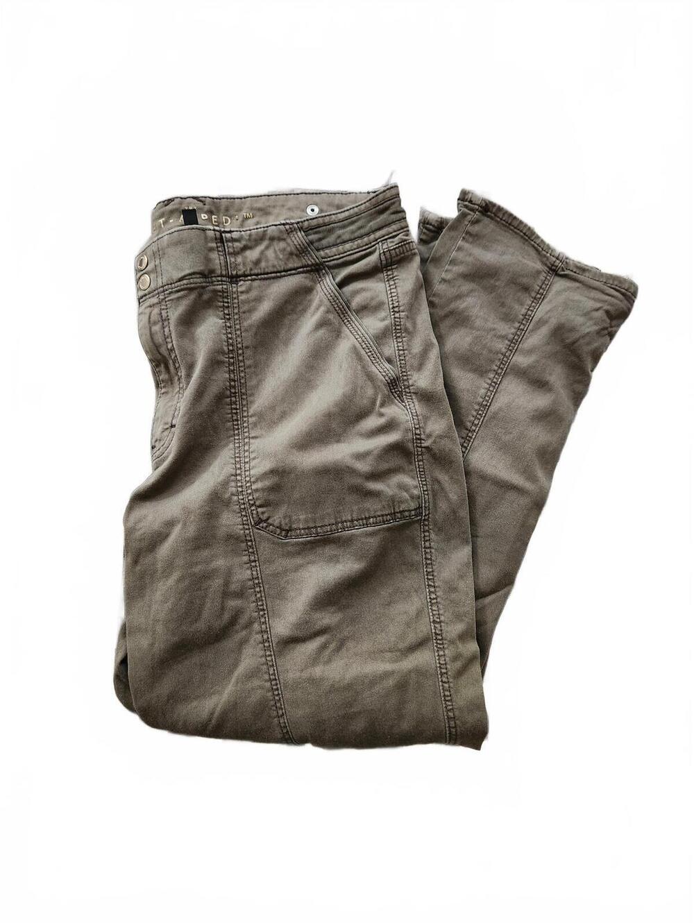 white house black market green pret a pedi cotton pants
